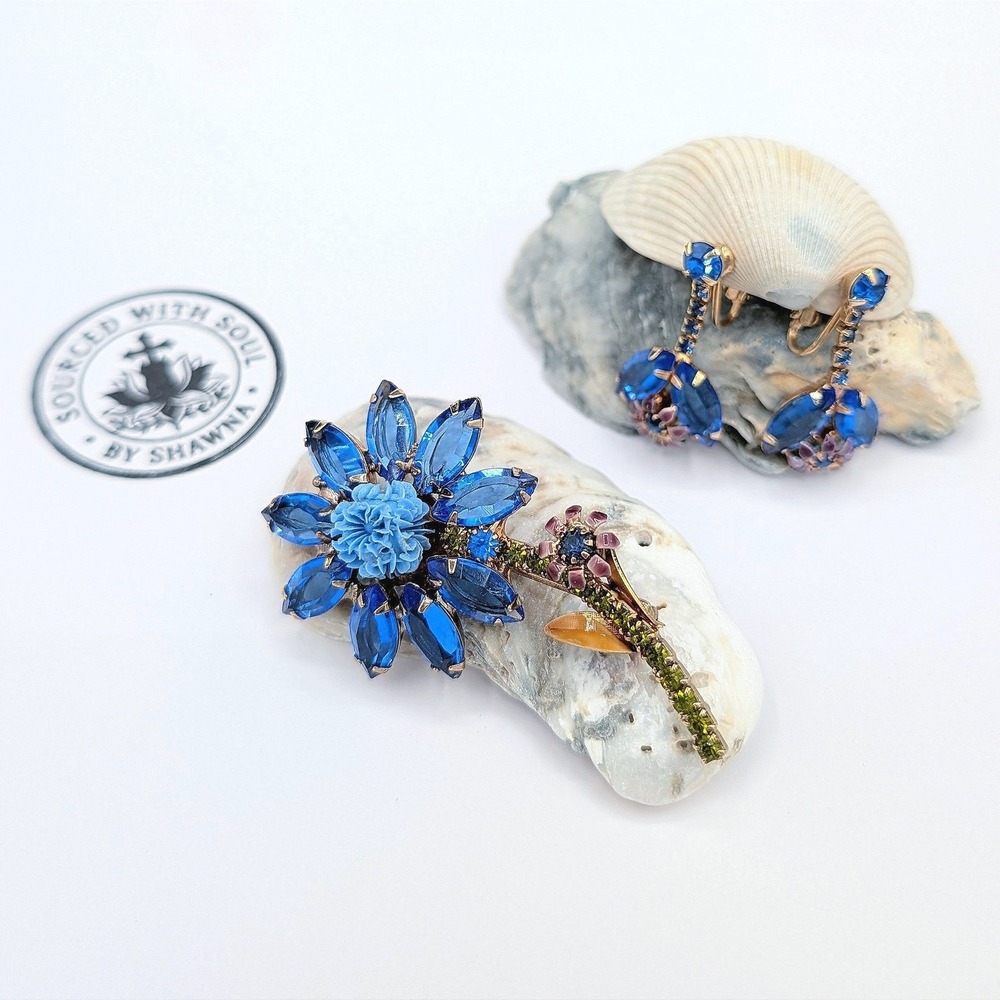 VTG Alice Caviness Blue Rhinestone Flower Brooch Earrings Set Lucite Unsigned